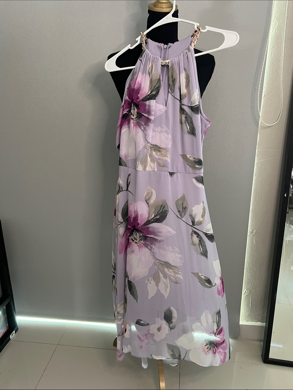 White House Black Market Lavender Sleeveless Dress